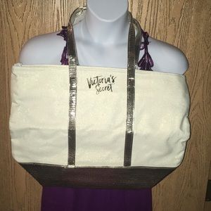 Victoria’s Secret tote